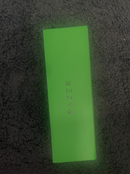 Мишка Razer Deathadder essential