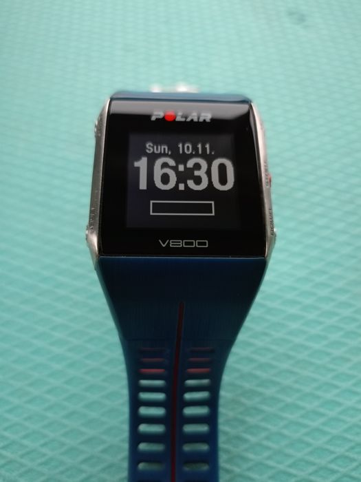 Polar V 800 спортен часовник