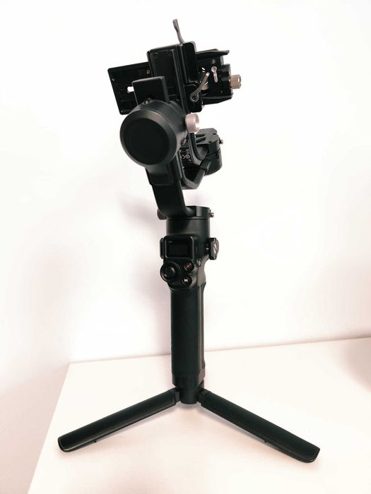 Vand Stabilizator Gimbal Dji rsc2 în stare impecabilă