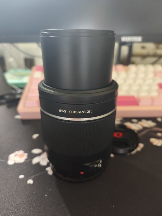 объектив Sony 55–200mm камера