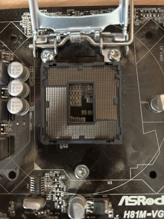 Материнская плата