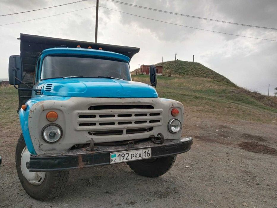 срочно продам два Зила 130 самосвала