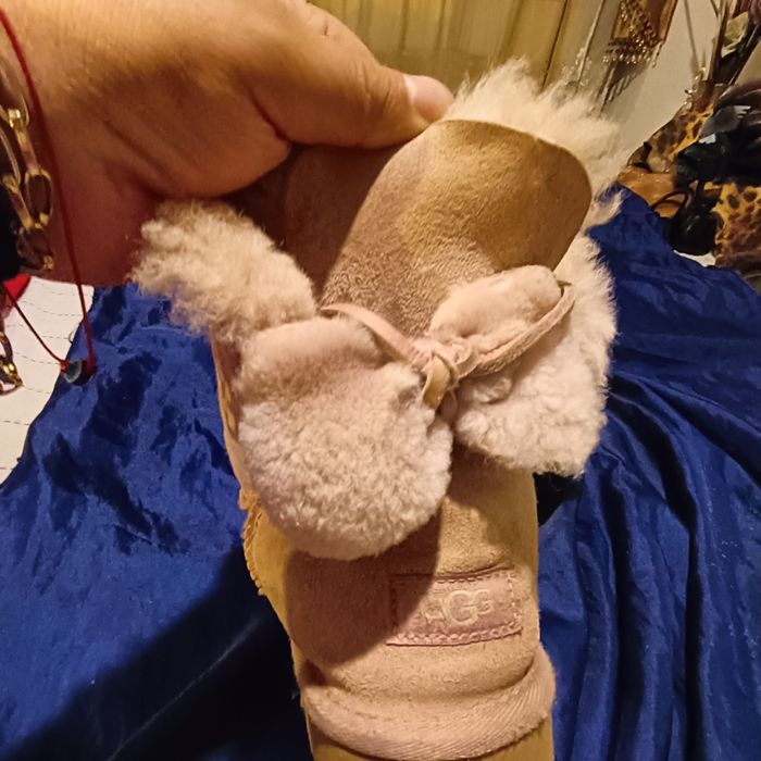 Ghete UGG originale blana naturala 42