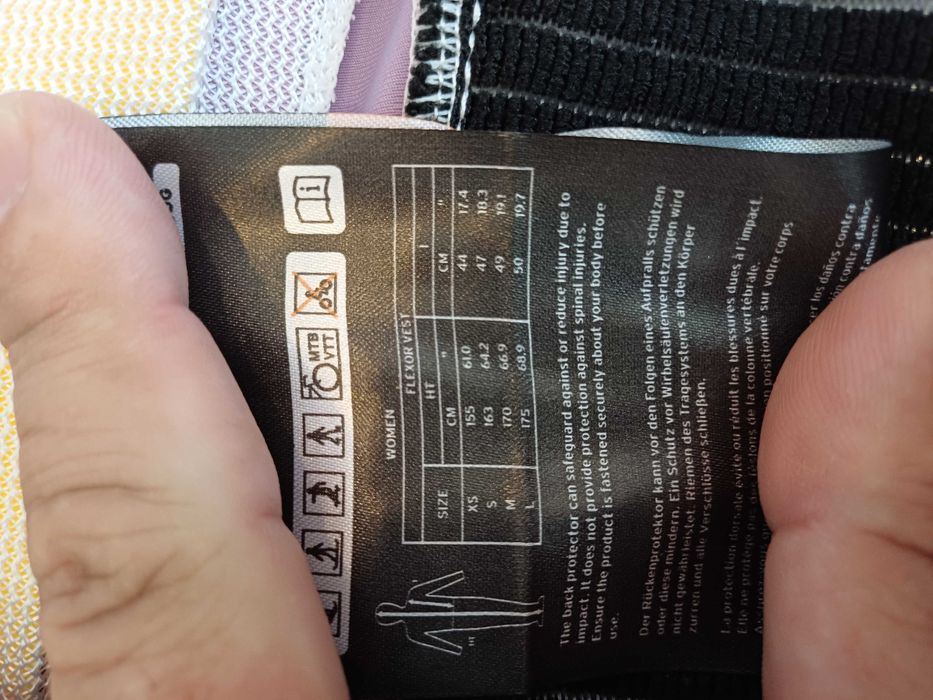 Протектор за зимни спортове HEAD размер Л