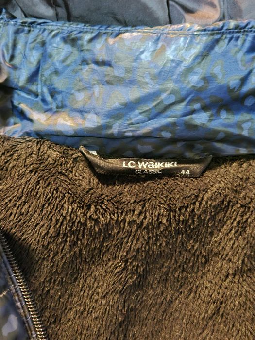 Geaca pentru femei, LCW Classic, marime 44, practic noua, bleumarin