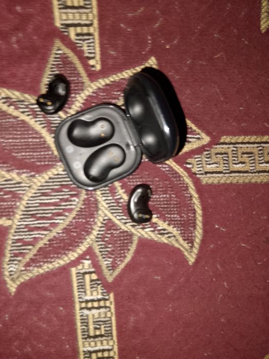 Наушники в види боба