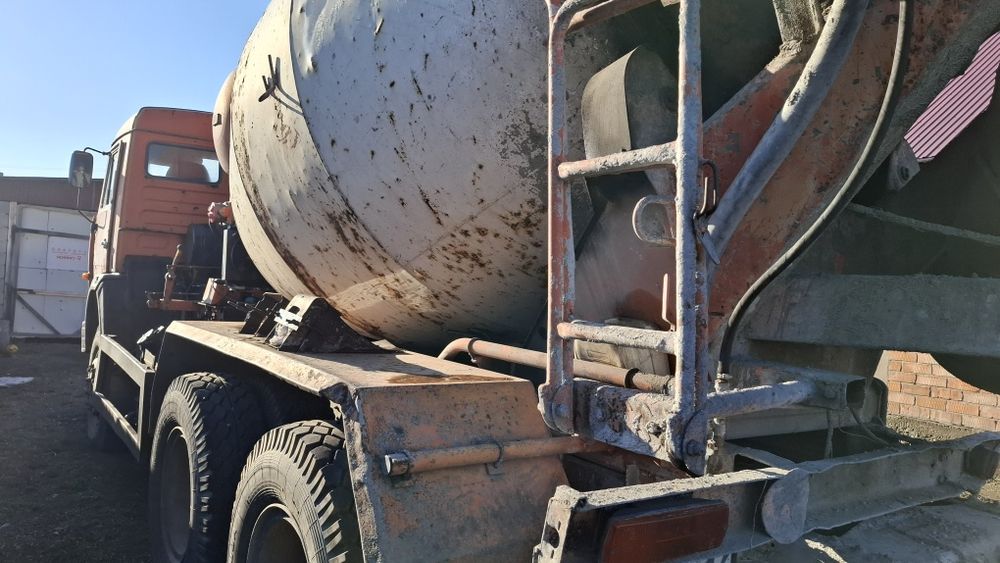 Продам камаз миксер