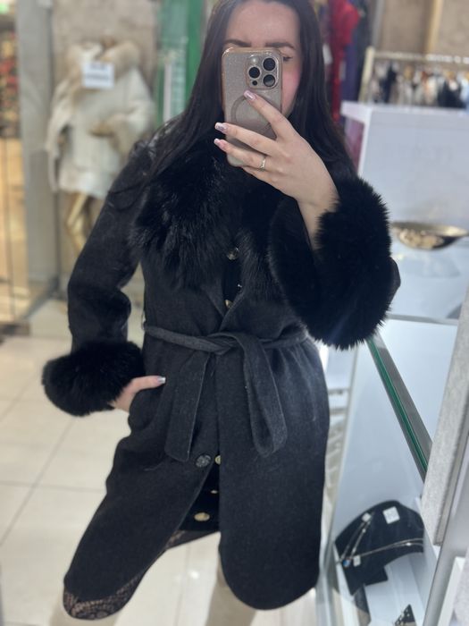 Vand Palton din lana Alpaca cu vulpe 799 lei