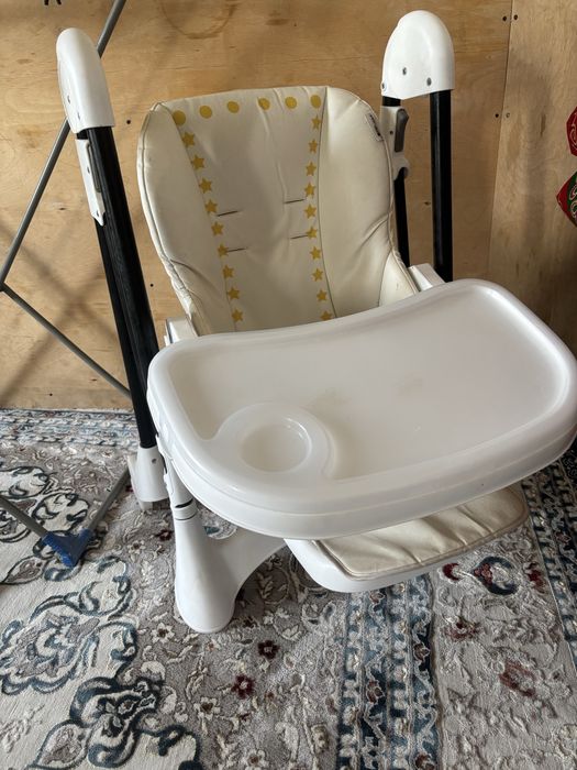 Детские столы и стулья