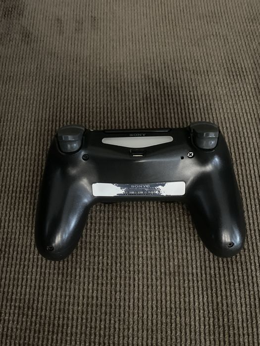 PlayStation 4 Slim 500GB + 4 джойстика + 3 ТОП игри | Пълен комплект