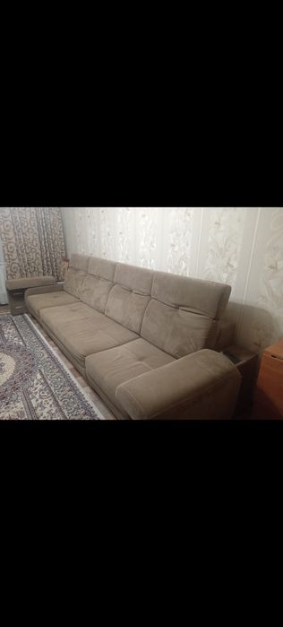 Продам диван  б/у. 50000