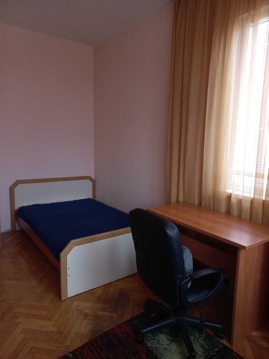 Дава се под наем Едностаен апартамент в София, Център - 40 кв.м за 402.9 € - Снимка #4