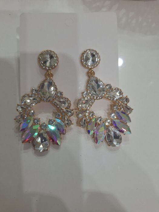 Дамски обеци с камъни