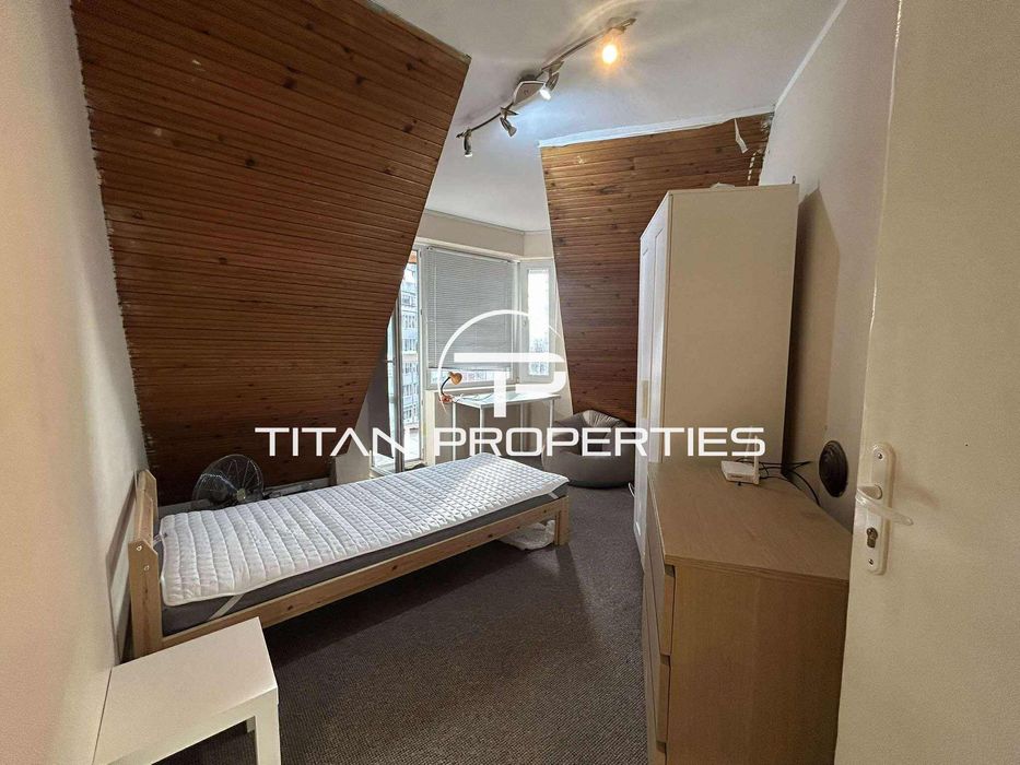 Дава се под наем Тристаен апартамент в Варна, Червен площад - 50 кв.м за 409 € - Снимка #7