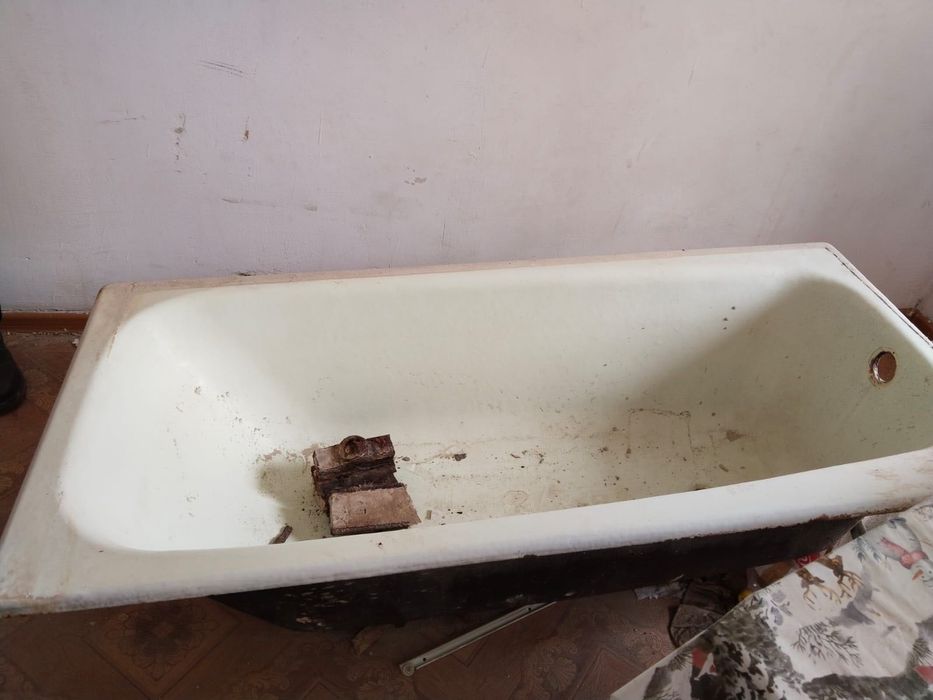 Ванна чугунная продам