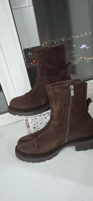 Продам женскую обувь