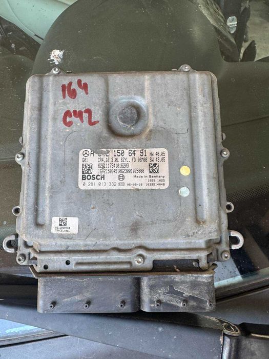 Моторен компютър за Mercedes ML320 W164