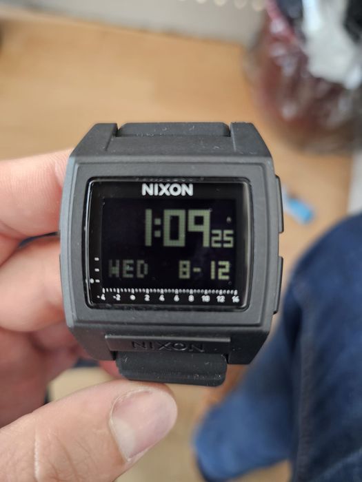 Vând Ceas Nixon nou