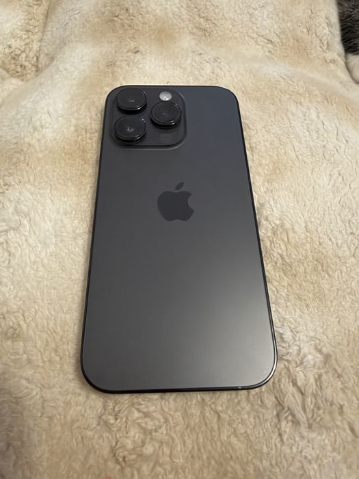 Продам Iphone 14 pro черный
