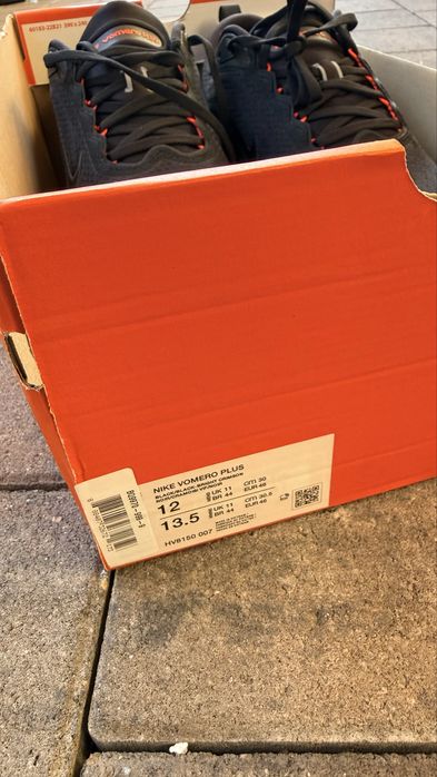 Nike Vomero Plus