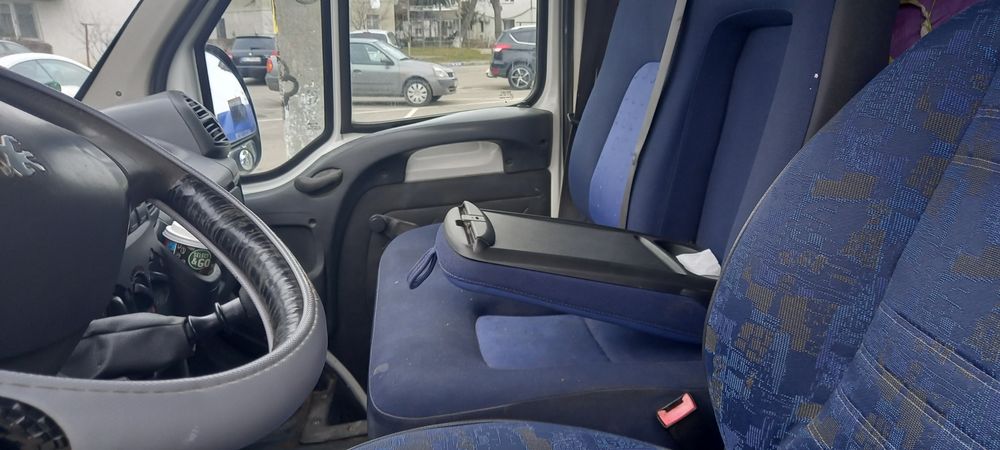 Autoutilitara   Peugeot    boxer