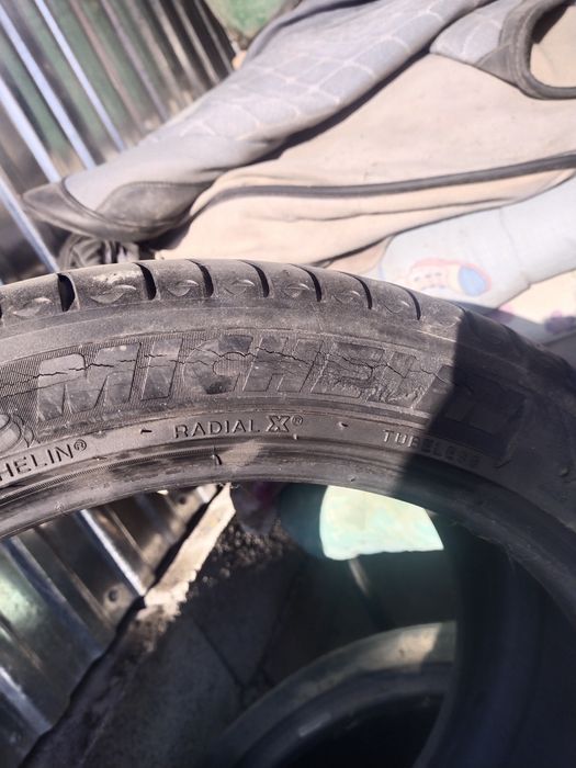 Резина летняя Michelin 245/40/17 пара