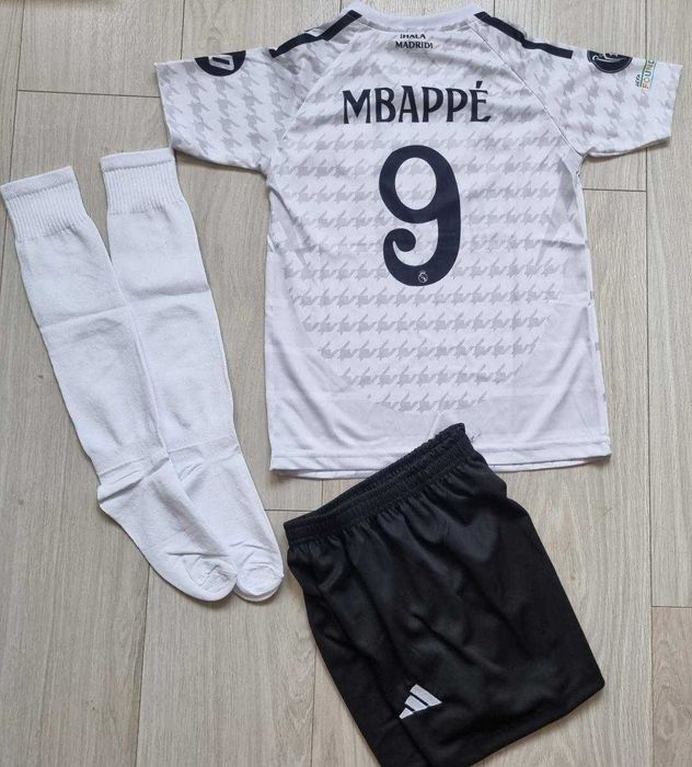 Echipamente fotbal copii,4/14 ani,MBAPPE,Real Madrid