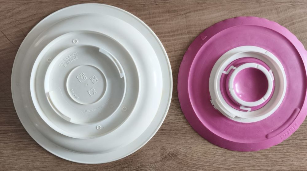 Стол за хранене от 1 до 5 годишна възраст Brevi + подарък