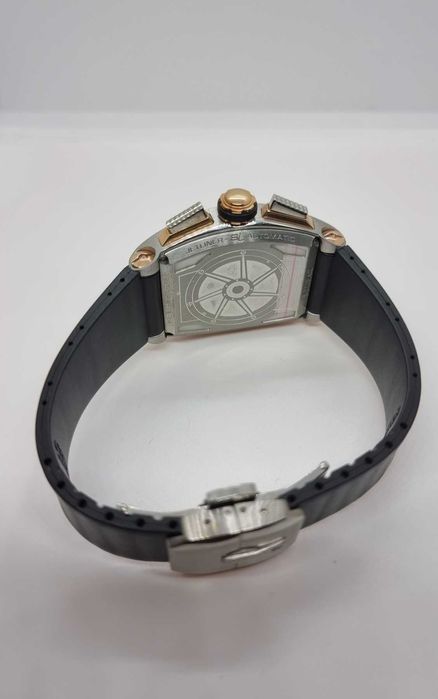 Cvstos Challenge часовник