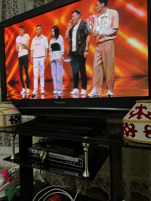 Телевизор жидкокристаллический