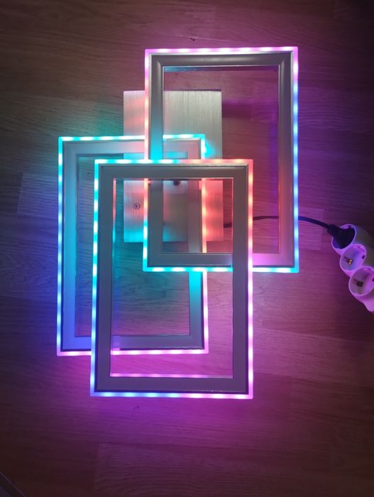 Lustră LED modernă pătrate intercalate – nouă, multicolor