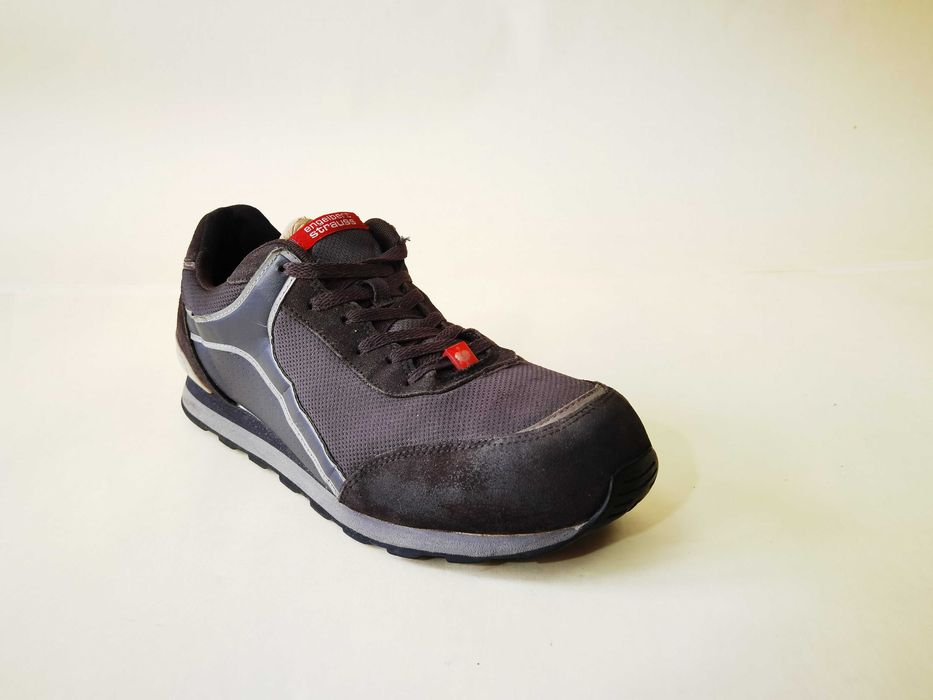 Bocanci 47 48 STRAUSS Ghete Protectie bombeu metalic munca UVEX Ca NOI