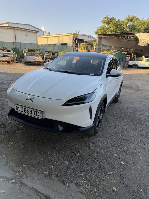 Продам свою машину в отличном состоянии Xpeng g3 520
