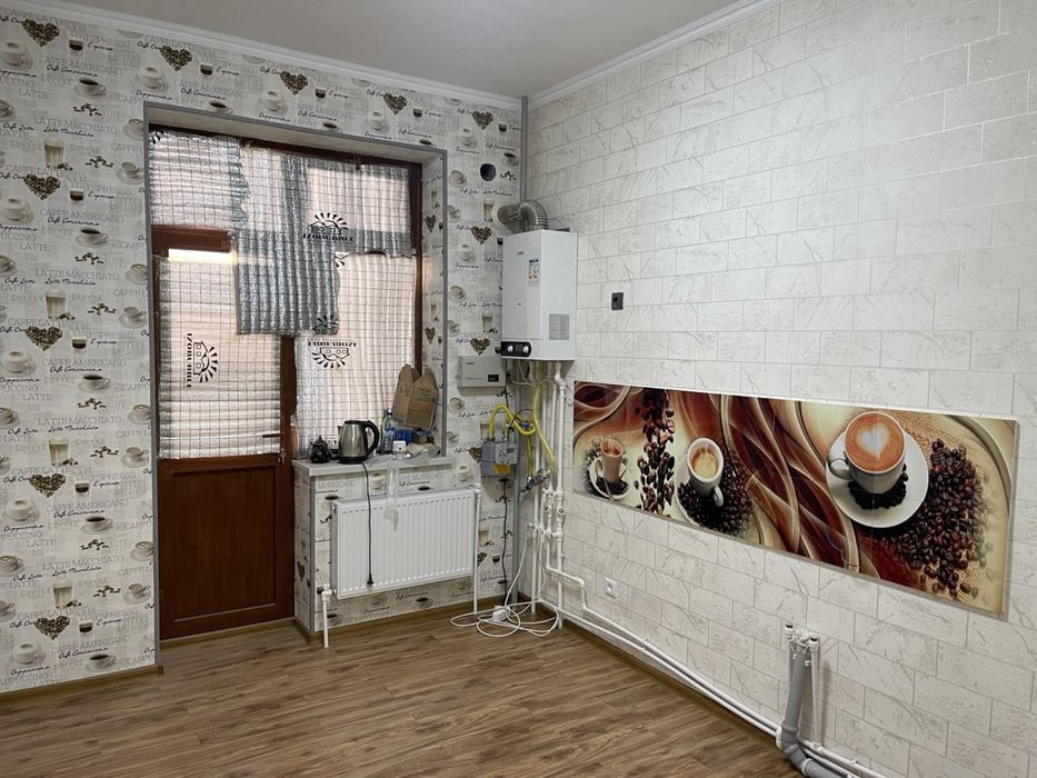 2 xonali, 70 m² kvartira sotiladi, 5-mikrorayonda