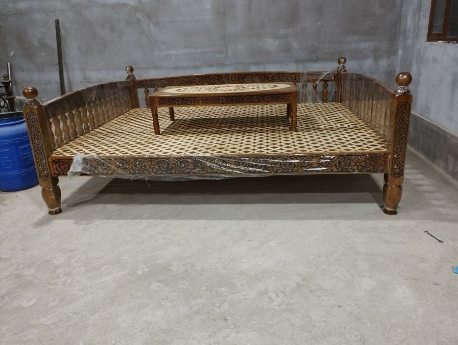 Сури тапчан карават ясаймиз