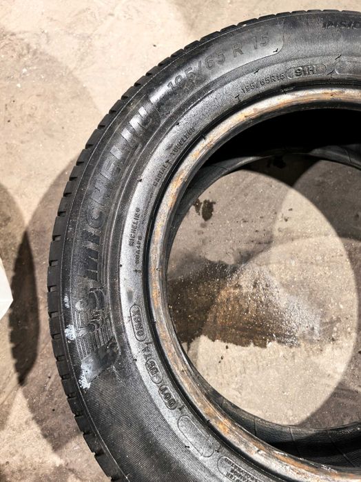 Продавам четири броя летни гуми Мишелин 195/65/15