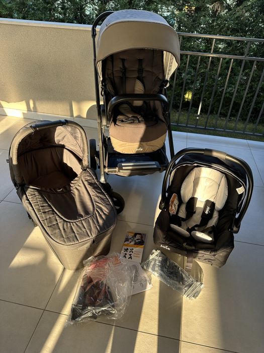 Carucior 3 in 1 Joie Chrome, parte sport, landou si scoica auto