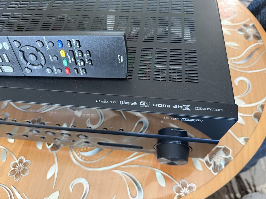 Yamaha RX-V681 Bluetooth Wi-Fi  Dolby Atmos