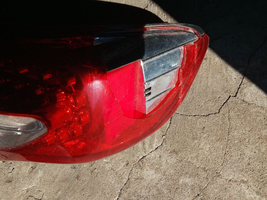 Продам LED фонари на Corolla E150