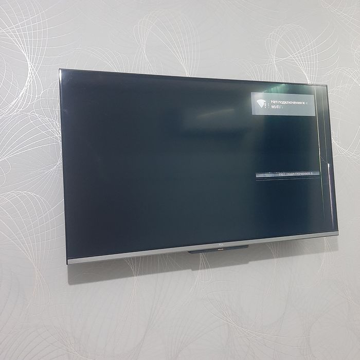 Телевизор TCL смарт тв на запчасти