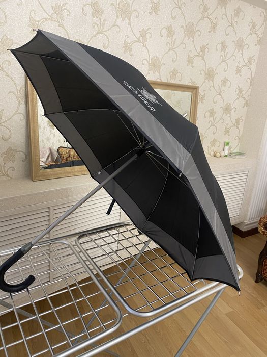 Продаются мужские зонтики
