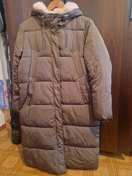 Продам куртки б/у