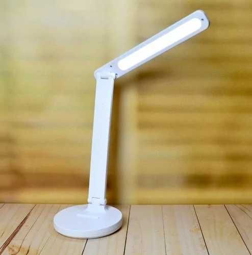 Детска настолна лампа Регулиране на тона и яркостта