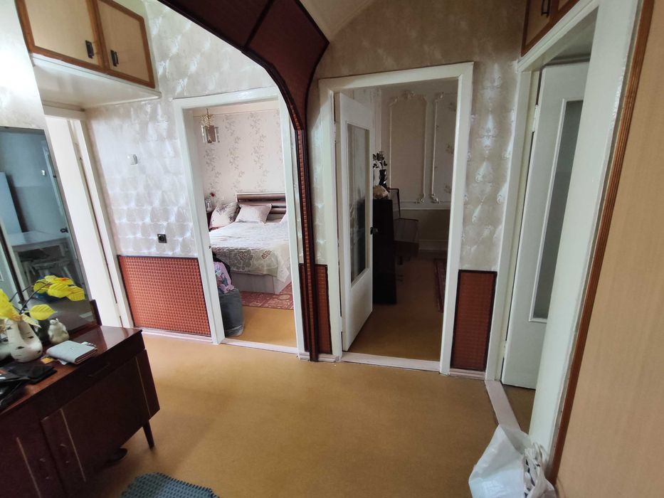 Продаётся 2-комнатная квартира в г. Нурафшон (п. ПШК)