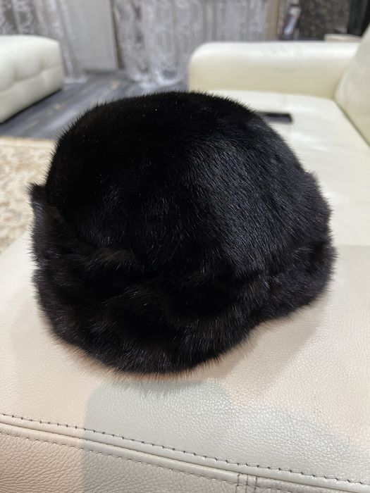 Продам шапку норковую