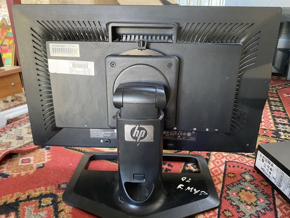 Компьютеры в комплекте hp .