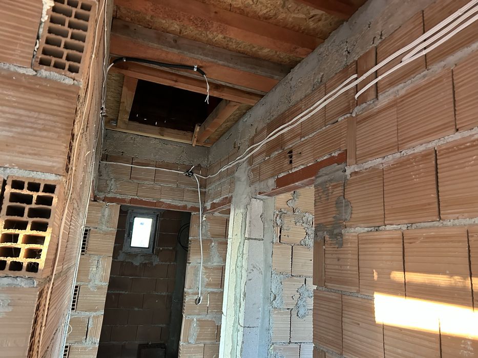 Електротехник-професионални ел.услуги и ремонти