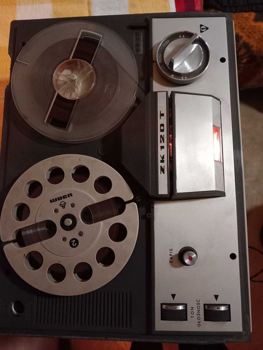Магнетофон с ролки