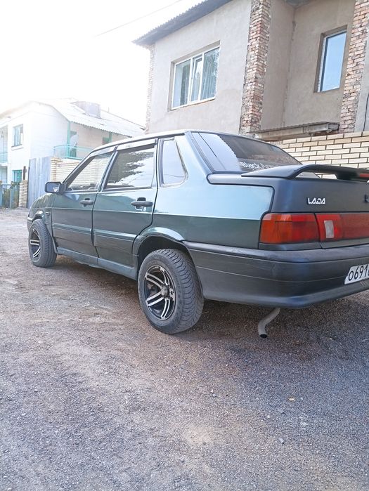 Автомобиль ВАЗ 2115