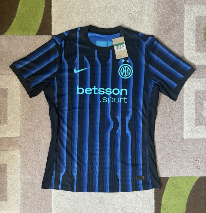 Футболни тениски Real Madrid, Inter